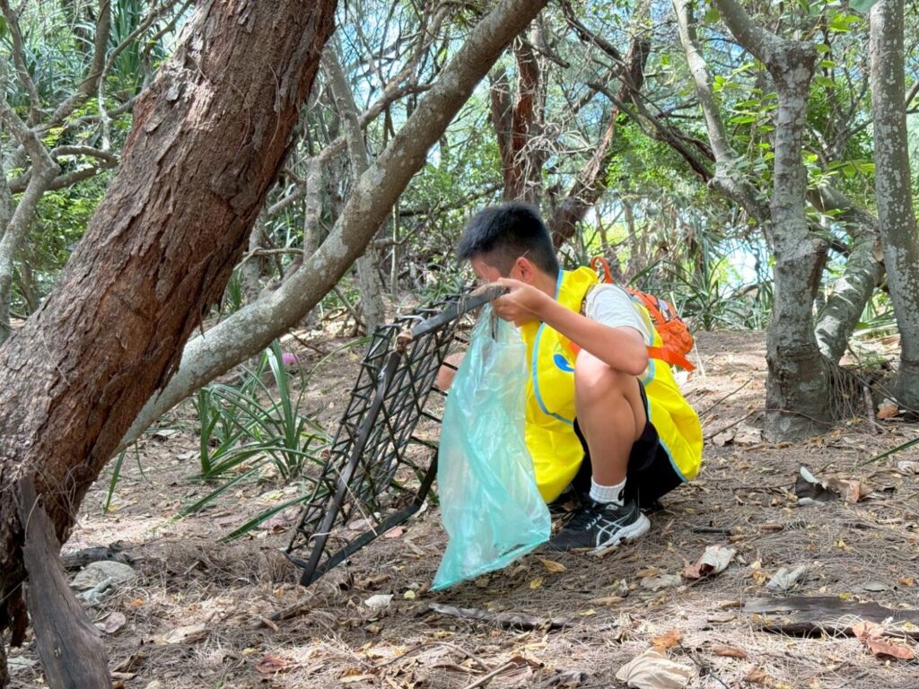 Line album 1141018淨灘 251020 29