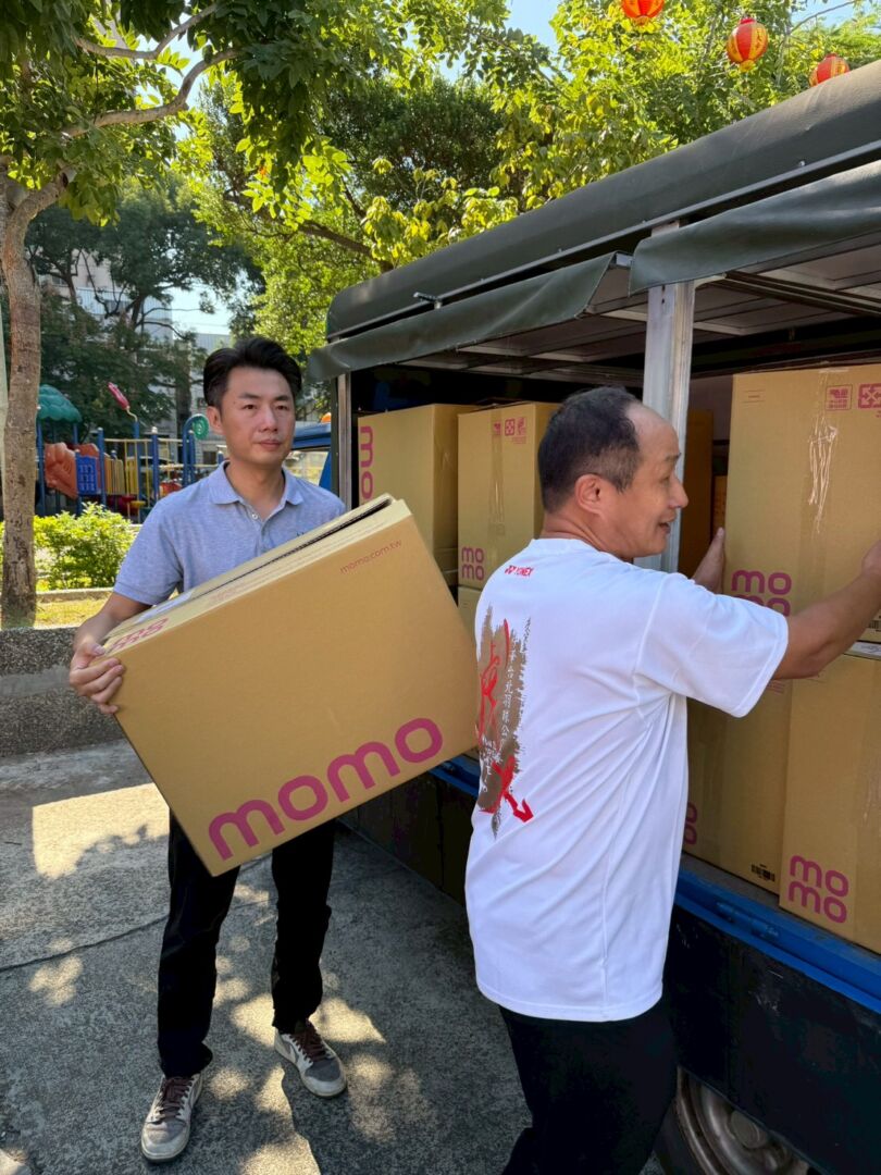 Line album 114106捐血花絮 251010 250