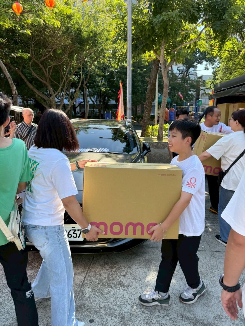 Line album 114106捐血花絮 251010 248