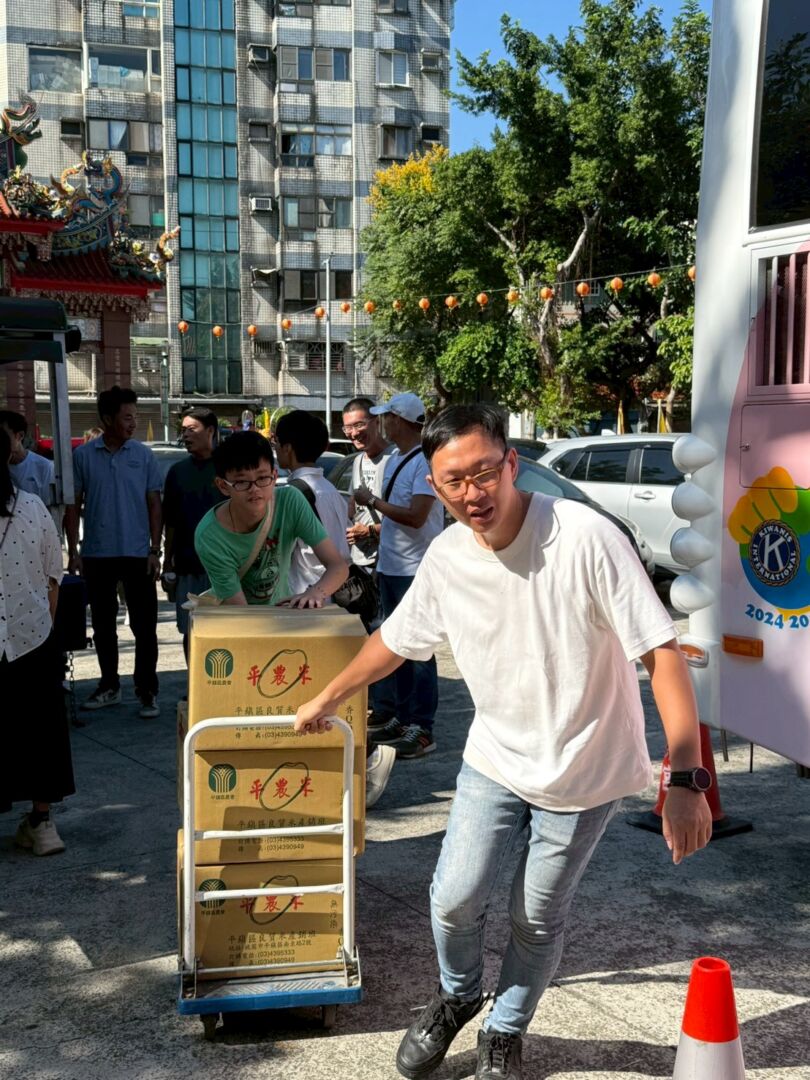 Line album 114106捐血花絮 251010 229