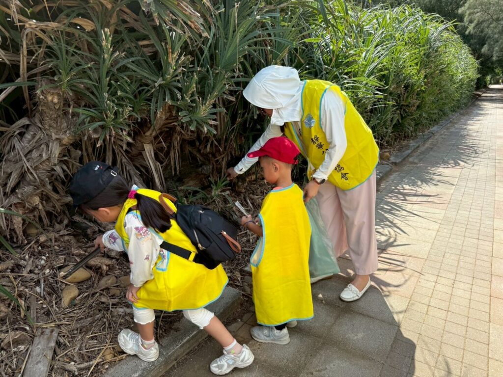 Line album 1141018淨灘 251020 37