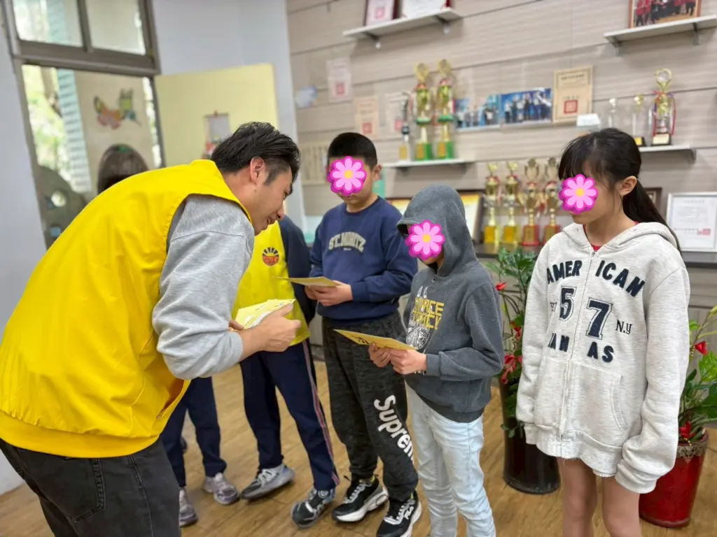 LINE ALBUM 20260317東安國中小、觀音國小 送助養金 260317