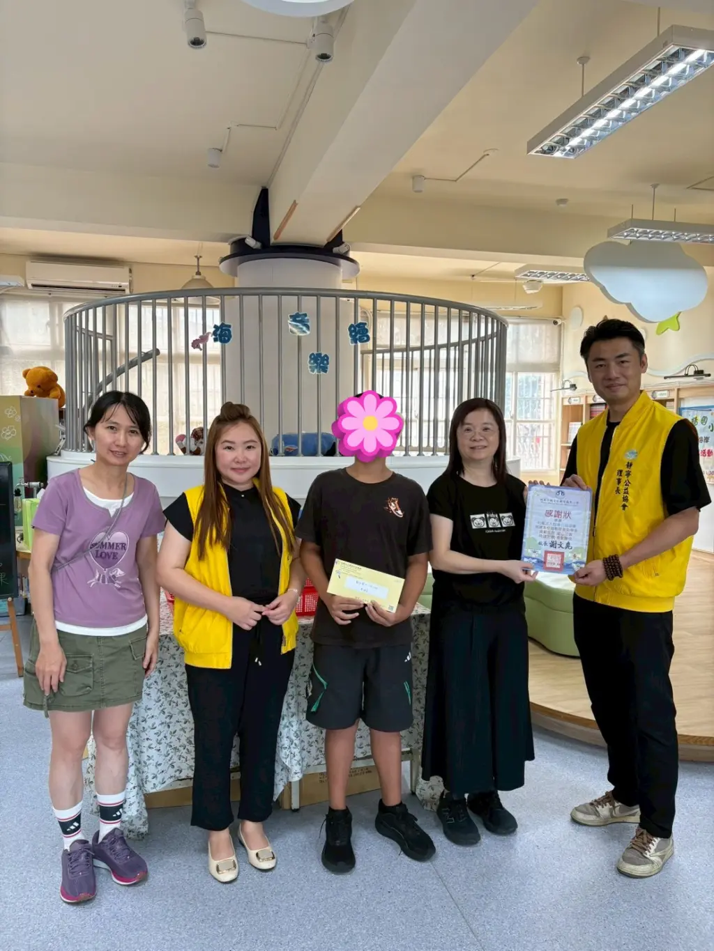 LINE ALBUM 115526東安國中送助養金 260611
